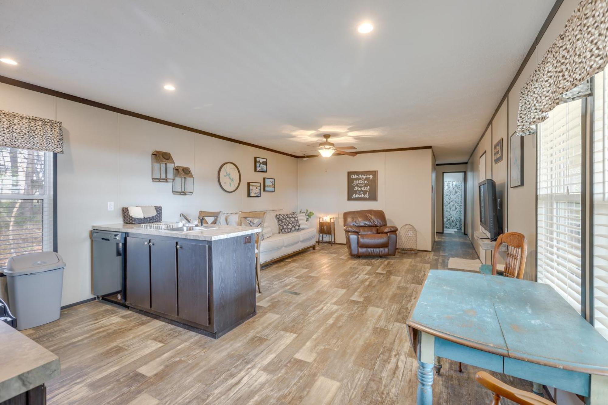 Lakefront Wetumpka Escape With Furnished Deck! Esterno foto